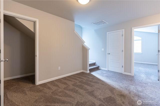 9977 Jackson Street SE, Yelm, WA 98597