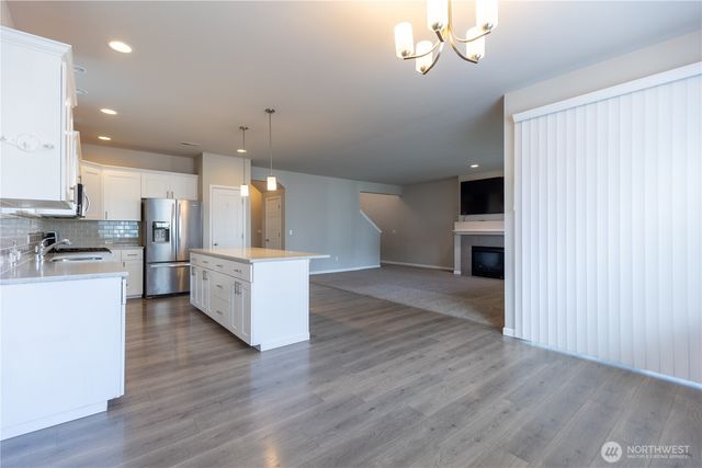 9977 Jackson Street SE, Yelm, WA 98597