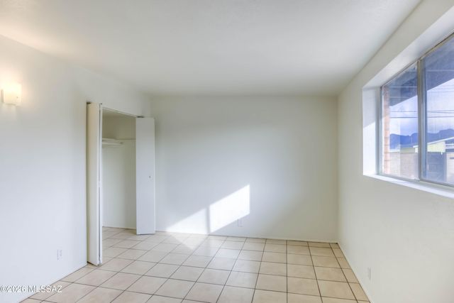 1118 W Navajo Street, Tucson, AZ 85705