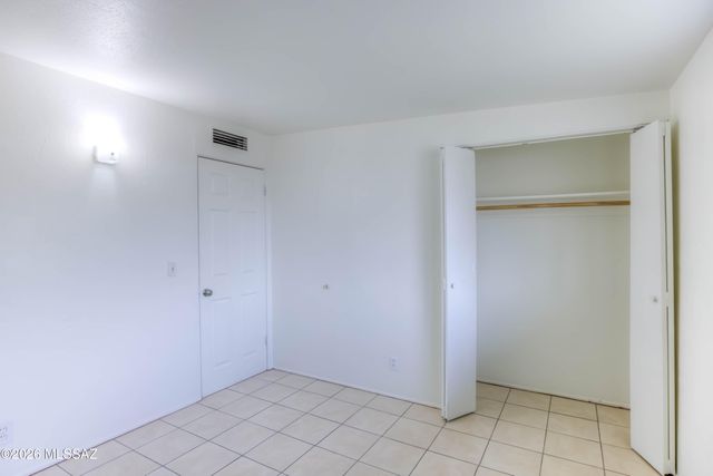 1118 W Navajo Street, Tucson, AZ 85705