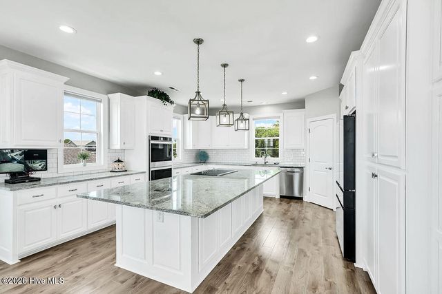 254 Grandview Drive, Sneads Ferry, NC 28460