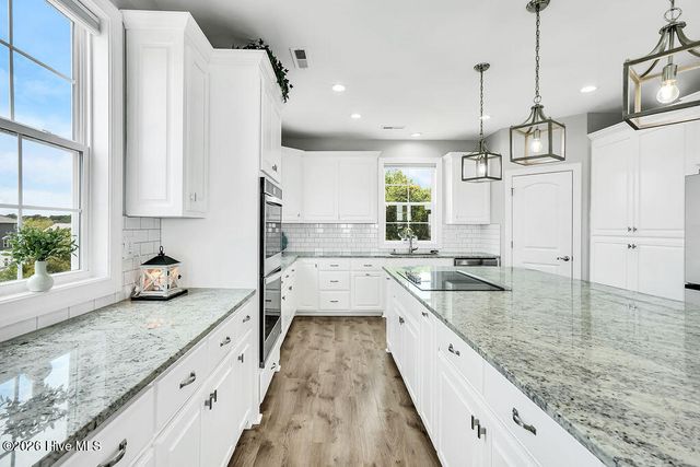254 Grandview Drive, Sneads Ferry, NC 28460