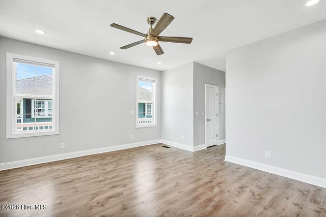 254 Grandview Drive, Sneads Ferry, NC 28460