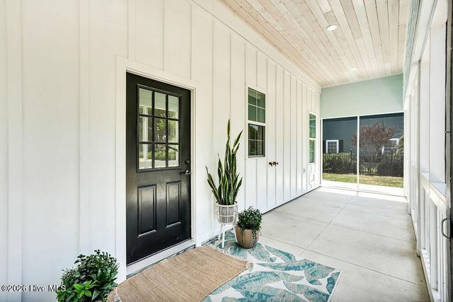 254 Grandview Drive, Sneads Ferry, NC 28460