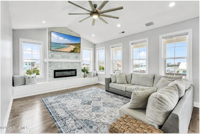254 Grandview Drive, Sneads Ferry, NC 28460