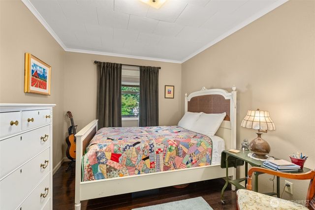 304 Monroe Street S, South Bend, WA 98586