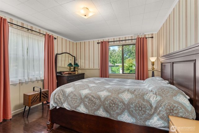 304 Monroe Street S, South Bend, WA 98586