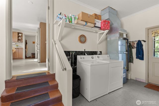 304 Monroe Street S, South Bend, WA 98586