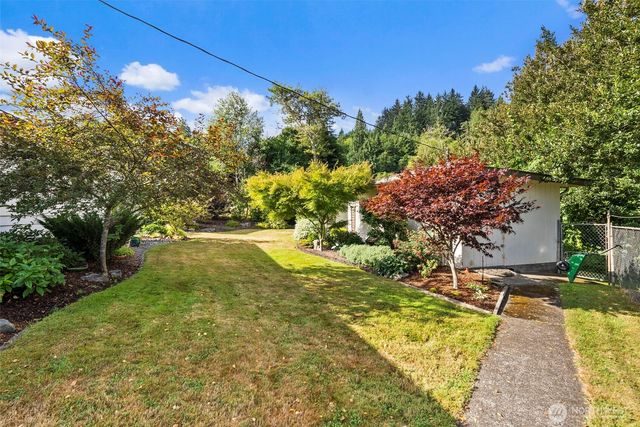 304 Monroe Street S, South Bend, WA 98586