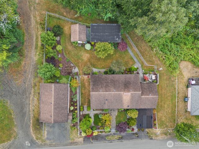 304 Monroe Street S, South Bend, WA 98586