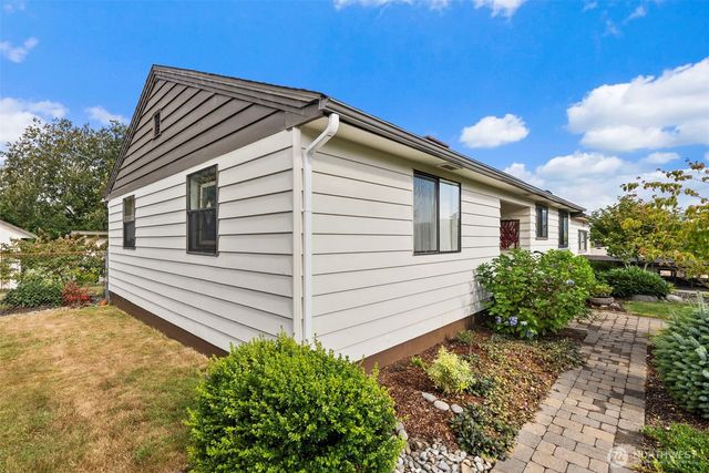 304 Monroe Street S, South Bend, WA 98586