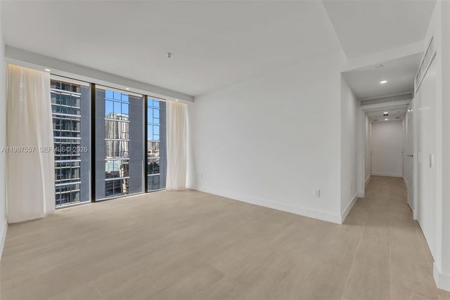 700 NE 24th st 1207, Miami, FL 33137