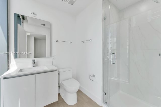 700 NE 24th st 1207, Miami, FL 33137