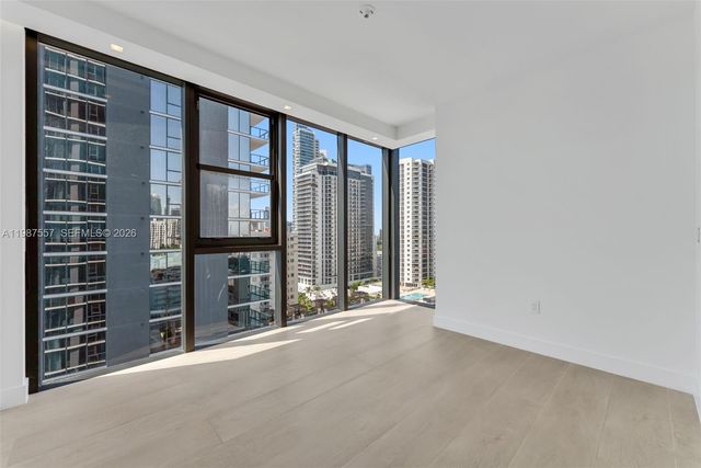 700 NE 24th st 1207, Miami, FL 33137