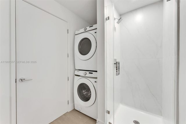 700 NE 24th st 1207, Miami, FL 33137