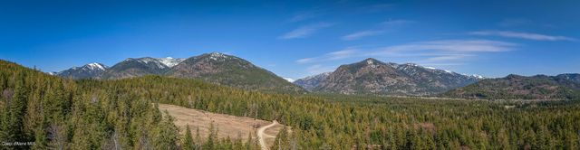 940 Sled Run Trl, Clark Fork, ID 83811