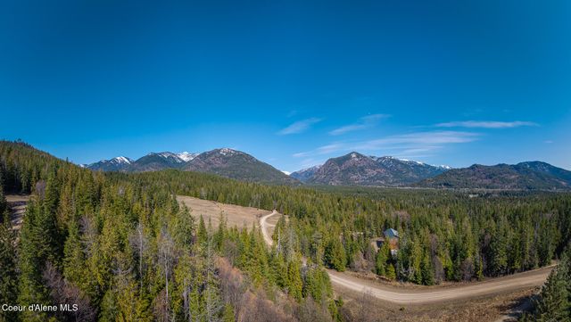 940 Sled Run Trl, Clark Fork, ID 83811