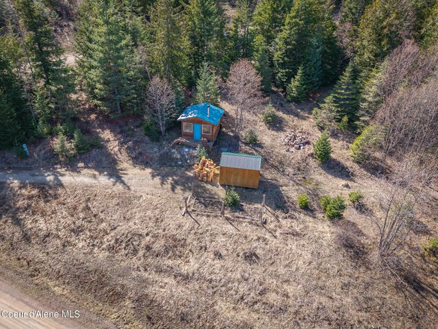 940 Sled Run Trl, Clark Fork, ID 83811