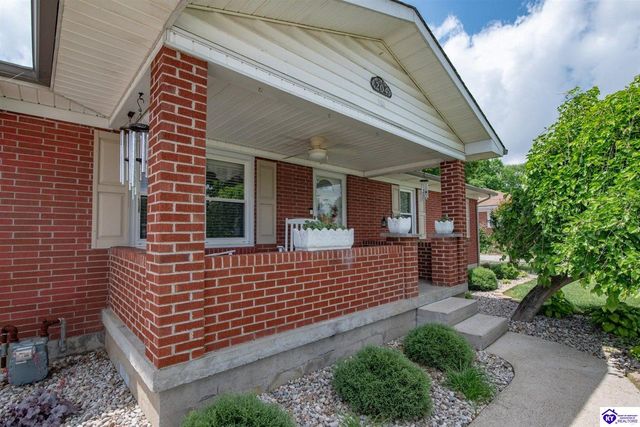 204 Fairview Drive, Elizabethtown, KY 42701