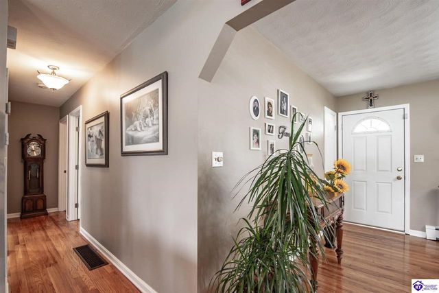 204 Fairview Drive, Elizabethtown, KY 42701