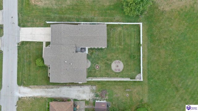204 Fairview Drive, Elizabethtown, KY 42701