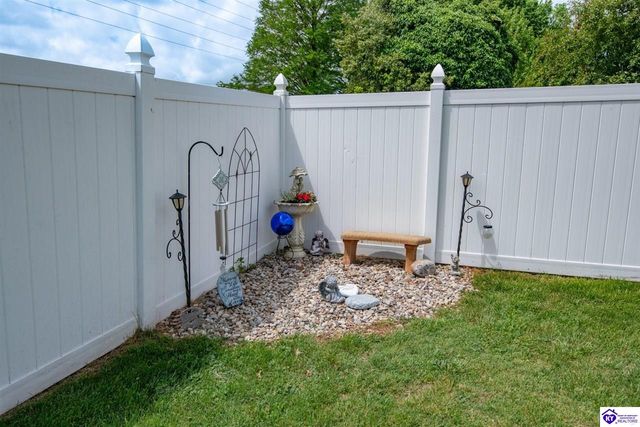 204 Fairview Drive, Elizabethtown, KY 42701