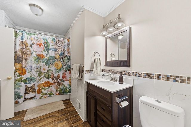 60 HICKORY CT, Jamesburg, NJ 08831