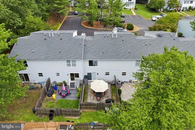 60 HICKORY CT, Jamesburg, NJ 08831