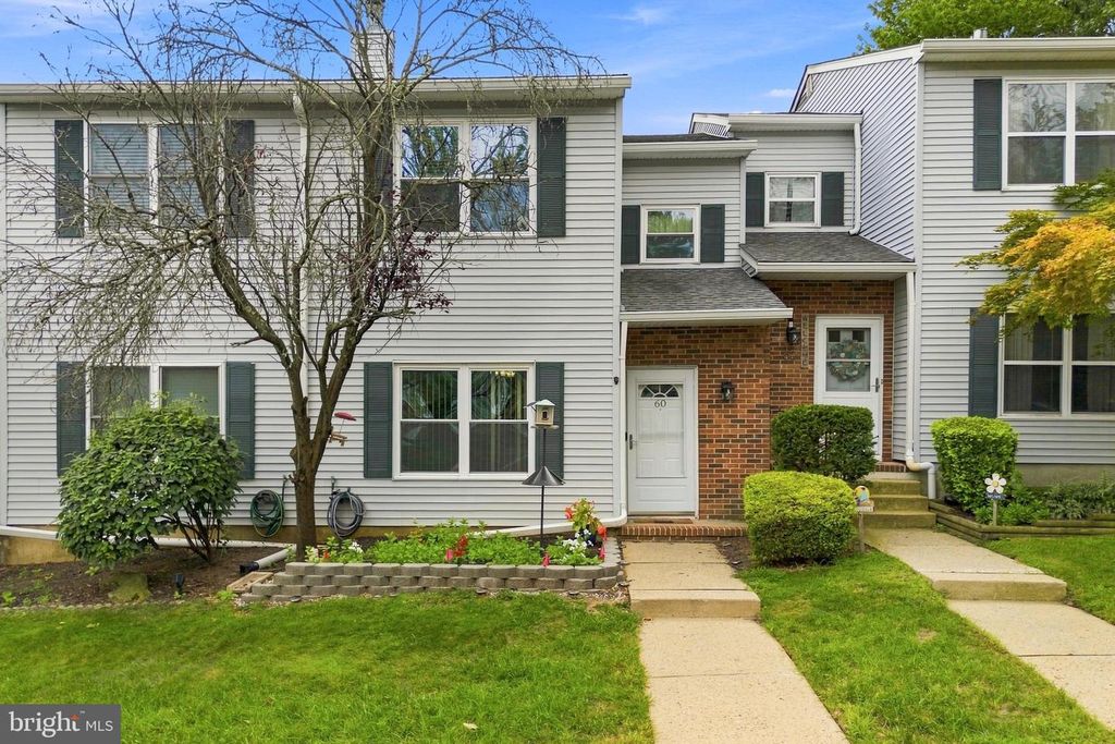 60 HICKORY CT, Jamesburg, NJ 08831