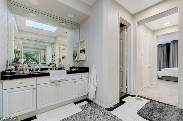8340 Carmel Ridge Court, Las Vegas, NV 89113