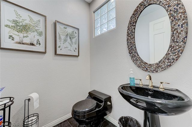 8340 Carmel Ridge Court, Las Vegas, NV 89113