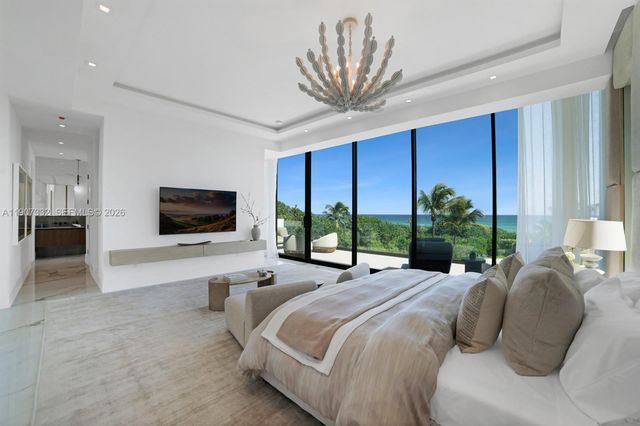 7845 Atlantic Way, Miami Beach, FL 33141