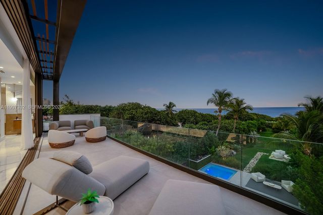 7845 Atlantic Way, Miami Beach, FL 33141