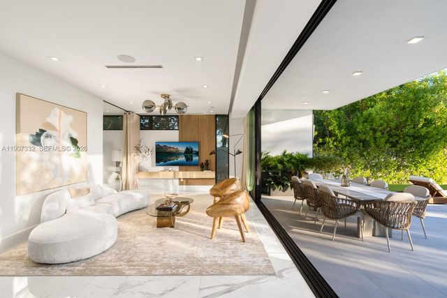 7845 Atlantic Way, Miami Beach, FL 33141