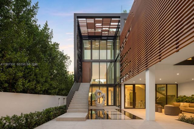 7845 Atlantic Way, Miami Beach, FL 33141