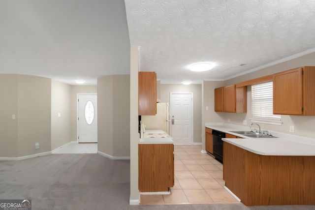 123 Willow Springs Lane, Stockbridge, GA 30281