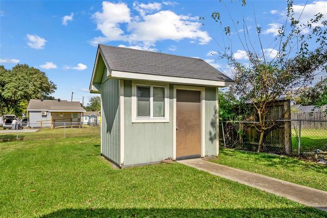 619 18th Street, Lake Charles, LA 70601