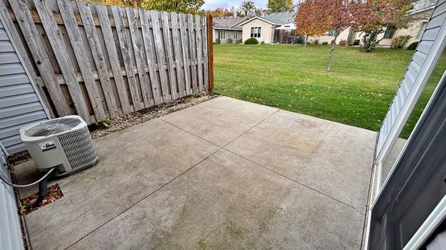 619 Fir Avenue NE, Montgomery, MN 56069