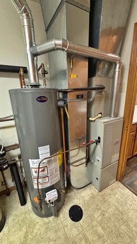 619 Fir Avenue NE, Montgomery, MN 56069