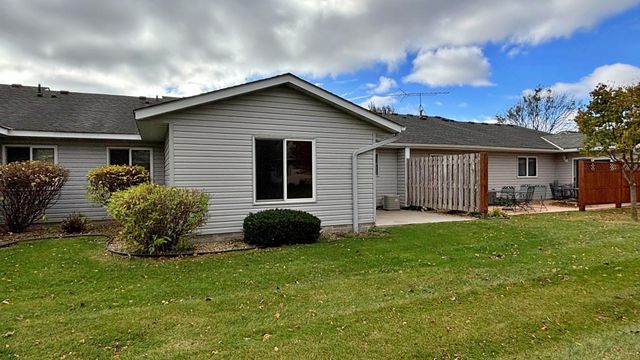 619 Fir Avenue NE, Montgomery, MN 56069