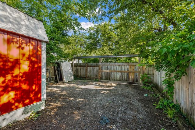 972 E 12th Avenue, Columbus, OH 43211