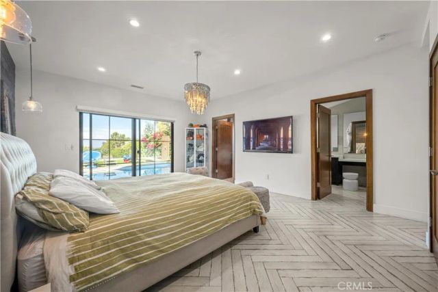 20461 Coulson, Woodland Hills, CA 91367