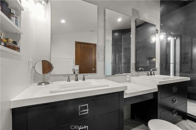 20461 Coulson, Woodland Hills, CA 91367