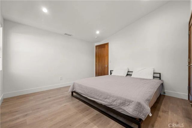 20461 Coulson, Woodland Hills, CA 91367