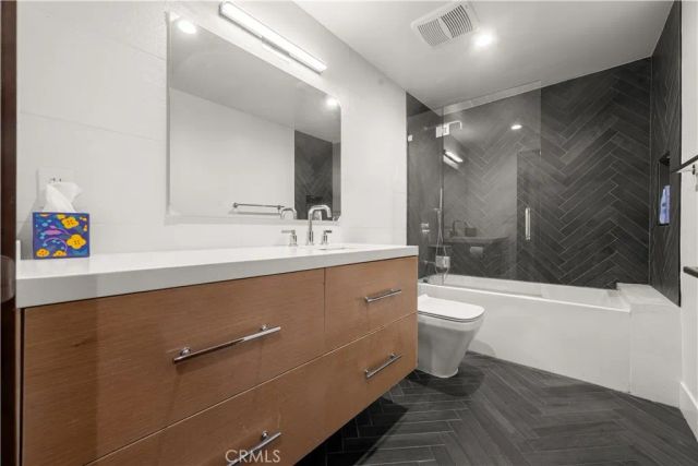 20461 Coulson, Woodland Hills, CA 91367