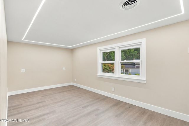 167 Crestview Drive, Middletown, NJ 07748