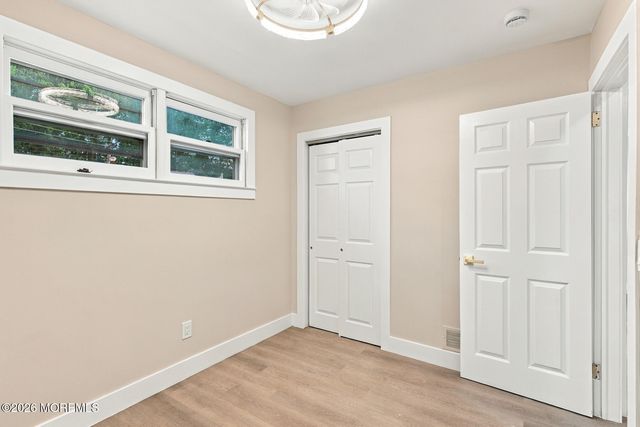 167 Crestview Drive, Middletown, NJ 07748
