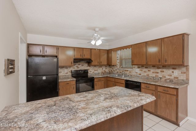 5029 Ridgemont Drive, Knoxville, TN 37918