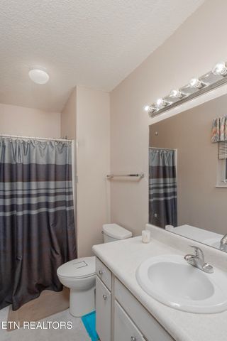 5029 Ridgemont Drive, Knoxville, TN 37918