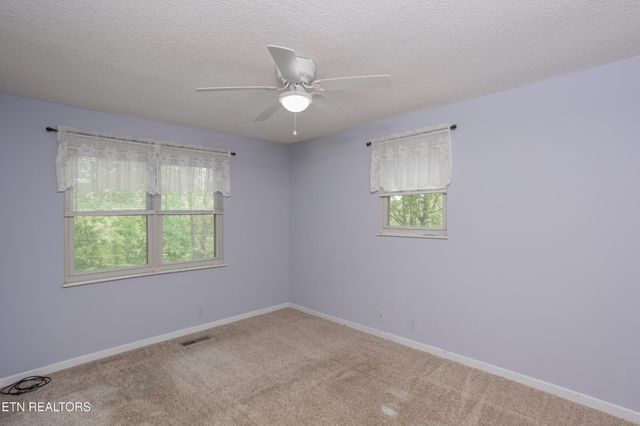5029 Ridgemont Drive, Knoxville, TN 37918